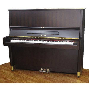 Yamaha U5H